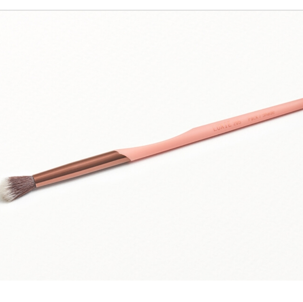 Luxie Beauty Tapered Blending Brush